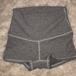 Lululemon spandex shorts